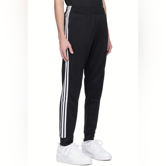 ADIDAS ORIGINALS
Black Adicolor Classics SST Lounge Pants
Size: XXL - Picture 8 of 9